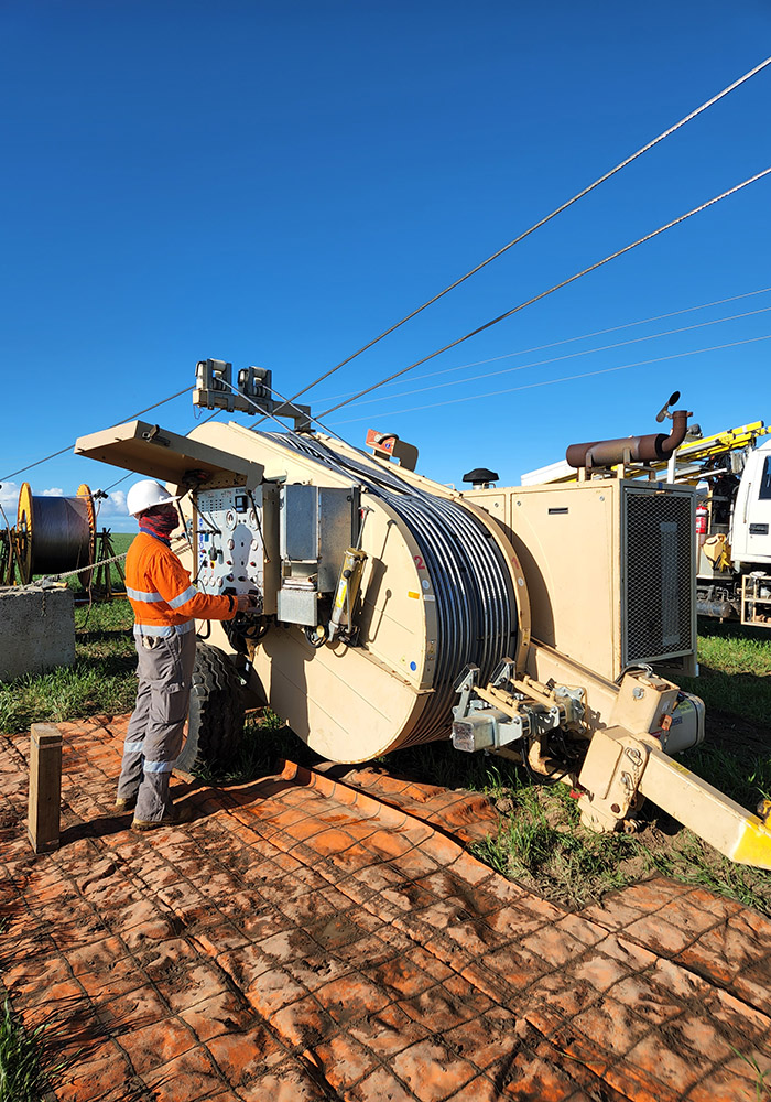 Field Services Stringing powerlines near Ceduna 2